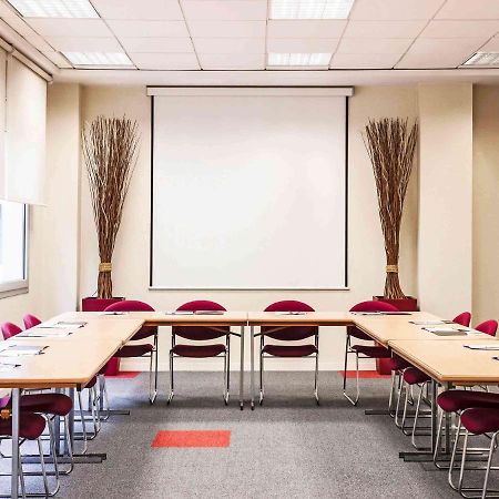 Ibis Barcelona Molins De Rei Hotel Kültér fotó