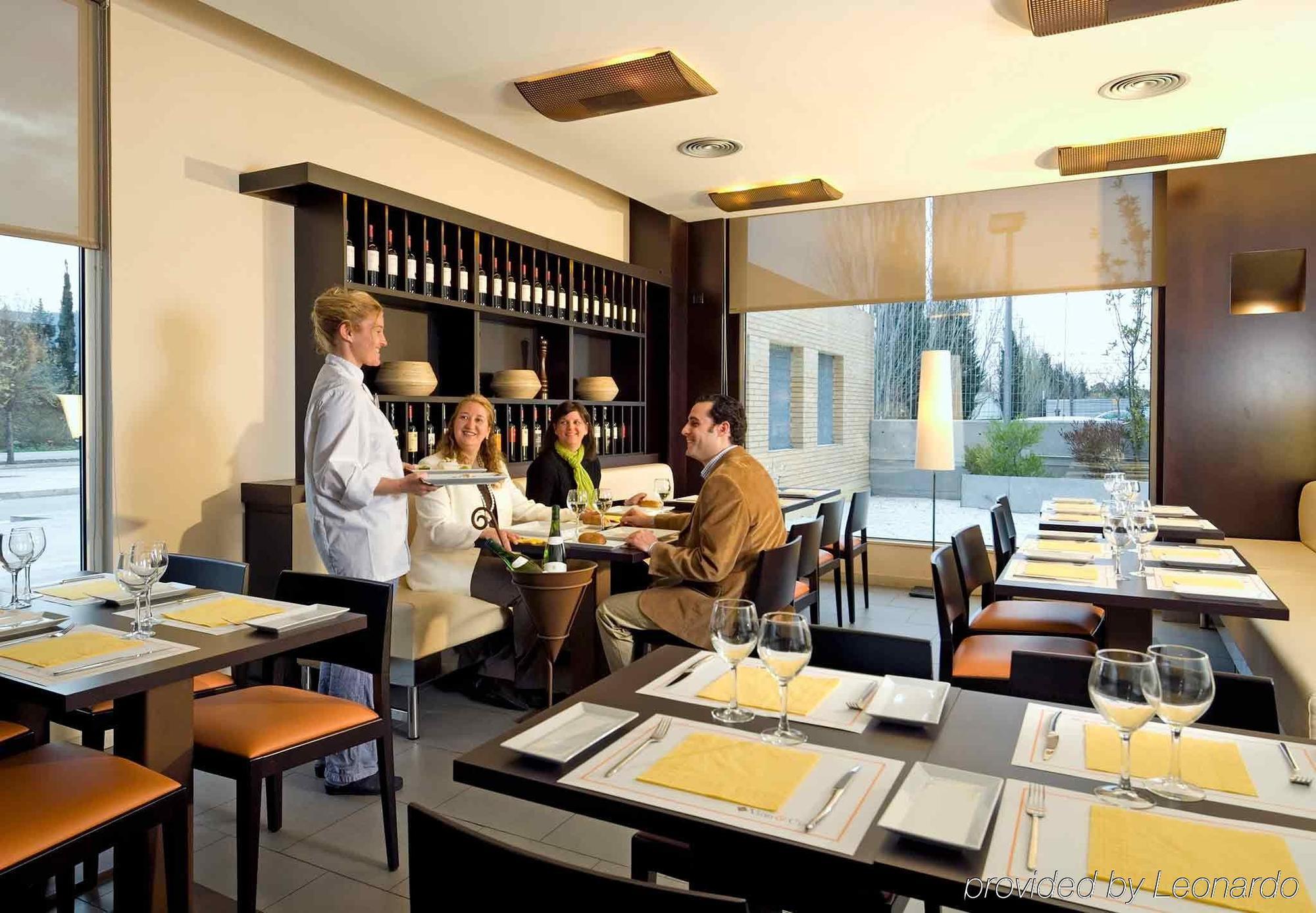 Ibis Barcelona Molins De Rei Hotel Kültér fotó