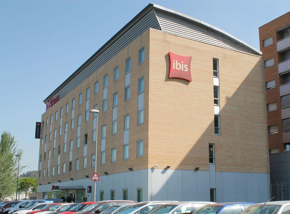 Ibis Barcelona Molins De Rei Hotel Kültér fotó